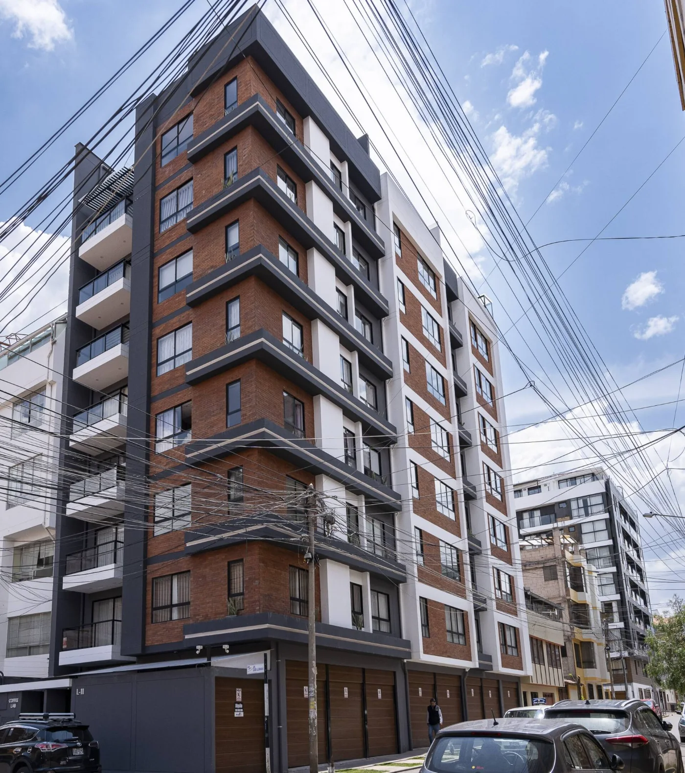 El edificio desde la calle